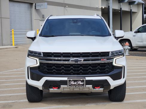 Used 2021 Chevrolet Suburban Z71 w/ Rear Media and Nav Package image 5