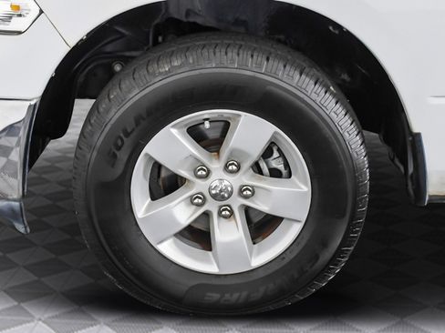 Used 2020 RAM 1500 Classic SLT w/ Trailer Tow Group image 34