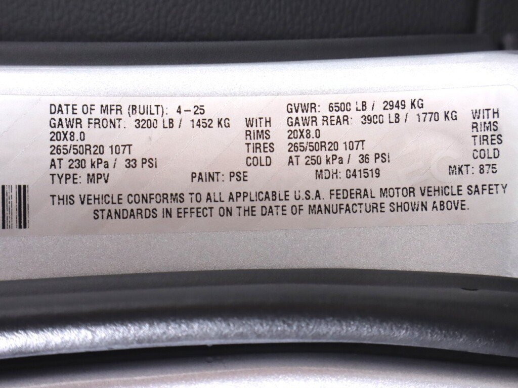 Used 2025 Dodge Durango GT AWD/4WD image 45