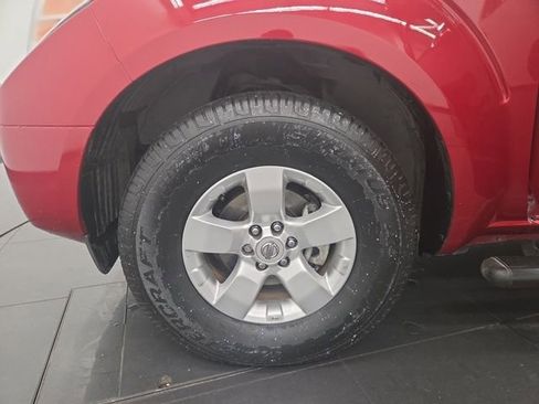 Used 2012 Nissan Frontier SV image 55