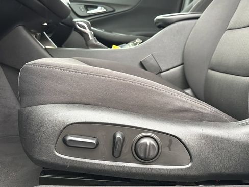 Used 2023 Chevrolet Malibu LT image 23
