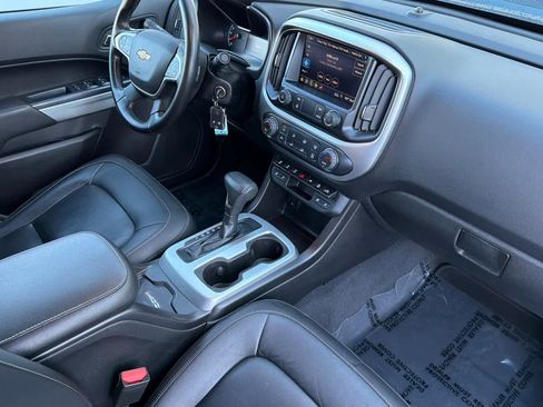 Used 2020 Chevrolet Colorado ZR2 image 17