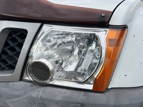Used 2015 Nissan Xterra PRO-4X w/ Pro-4x Leather Package AWD/4WD image 9