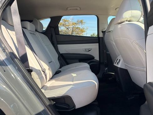 Used 2025 Hyundai Tucson SEL AWD/4WD image 15