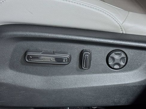 Used 2022 Honda CR-V EX-L image 15