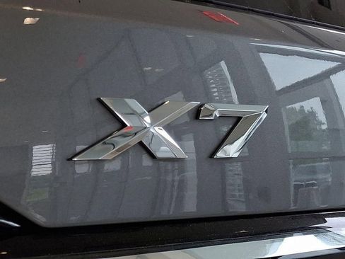 Used 2025 BMW X7 xDrive40i image 36