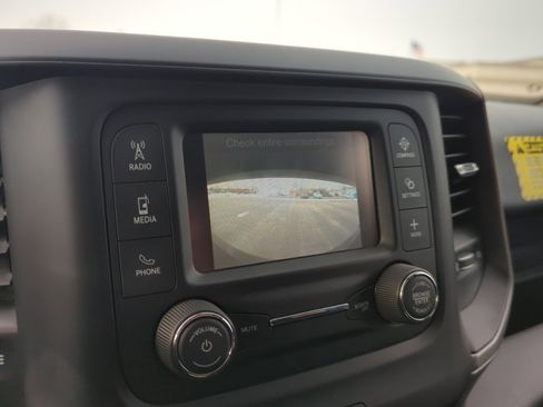 Used 2020 RAM 5500 Tradesman image 19