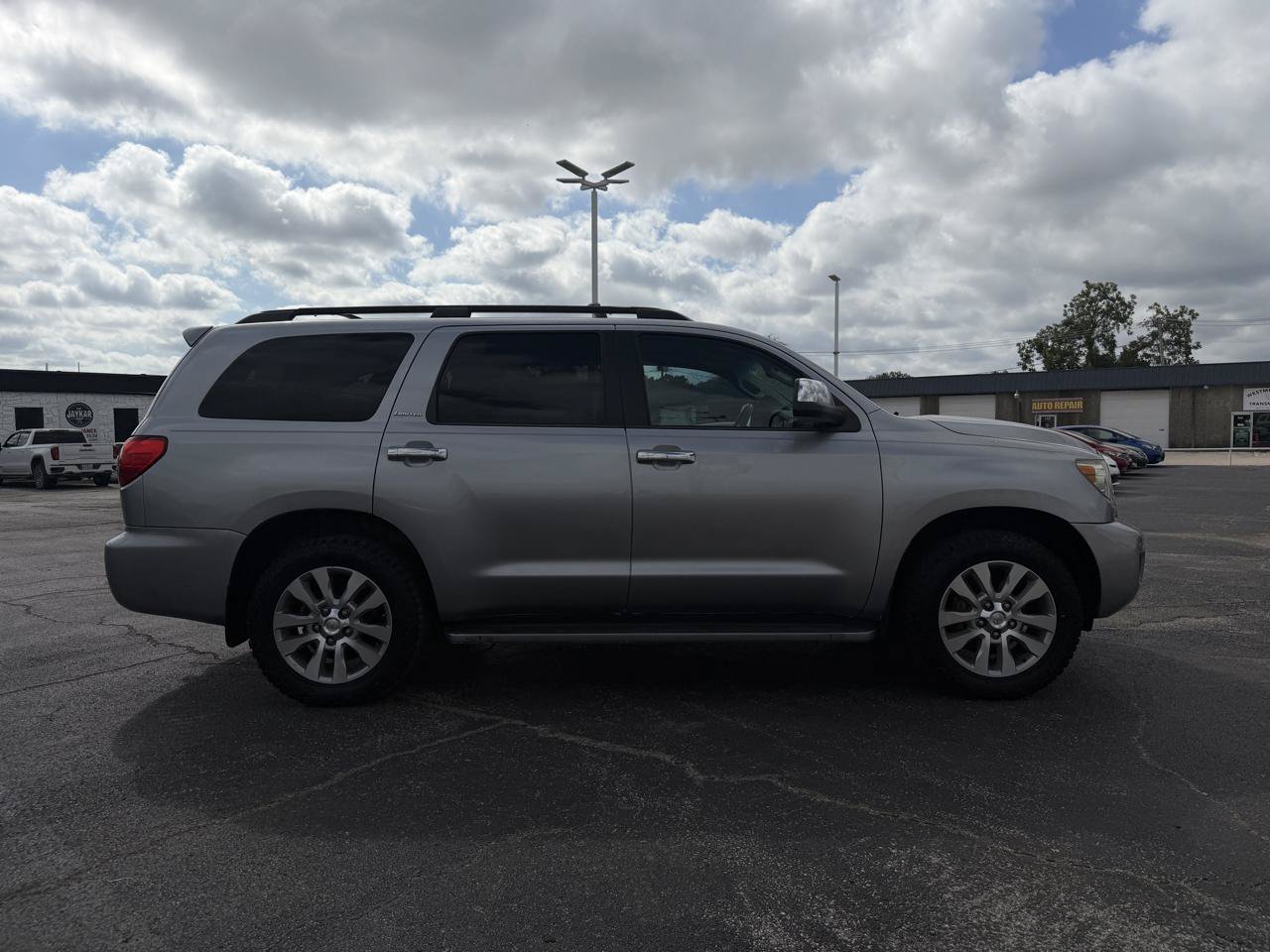 Used 2012 Toyota Sequoia Limited RWD image 4