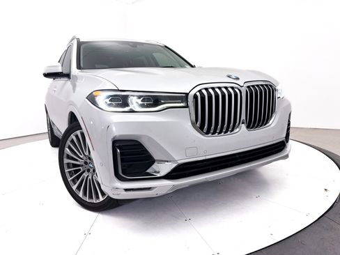 Used 2019 BMW X7 xDrive40i w/ Premium Package AWD/4WD image 8
