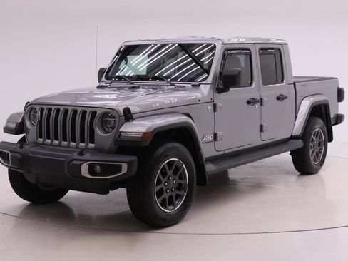 Used 2020 Jeep Gladiator Overland AWD/4WD image 1