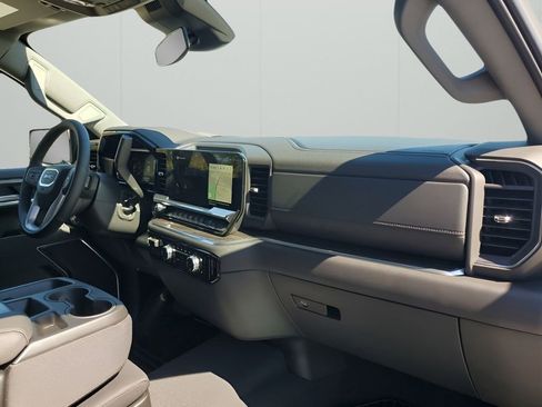 New 2026 GMC Sierra 1500 Elevation image 14