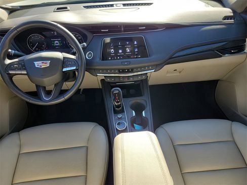 Used 2023 Cadillac XT4 Premium Luxury image 45