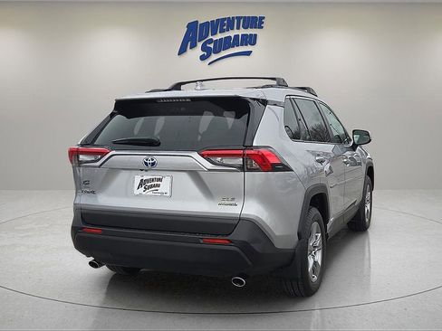 Used 2022 Toyota RAV4 XLE image 6