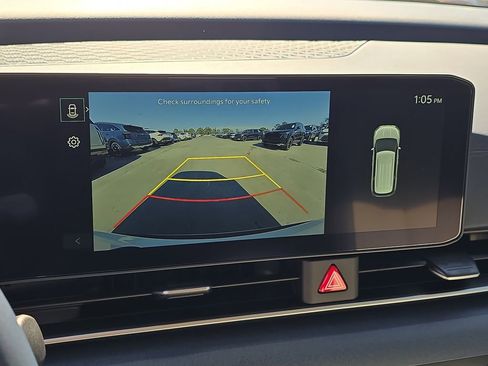 New 2026 Kia Carnival EX image 24