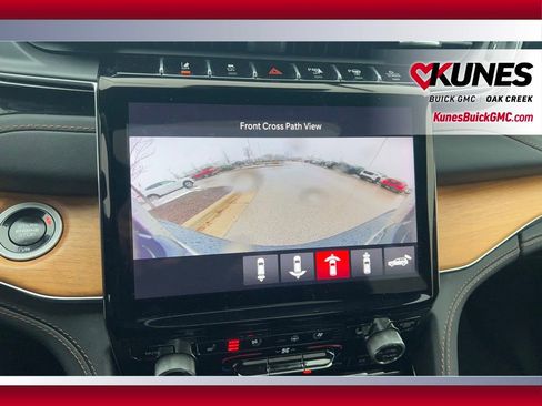 Used 2024 Jeep Grand Cherokee L Summit image 17