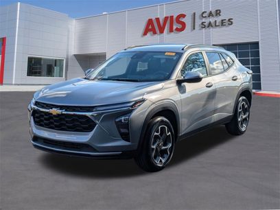 Used 2025 Chevrolet Trax LT w/ LT Convenience Package