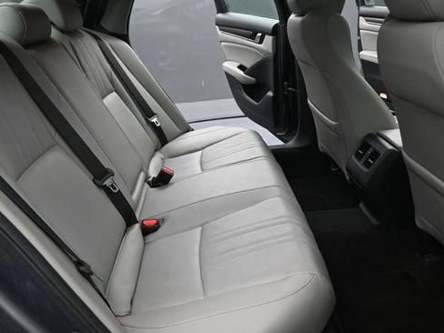 Used 2019 Honda Accord Touring image 24