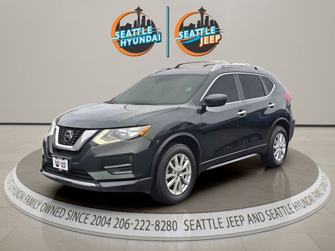 Used 2019 Nissan Rogue SV AWD/4WD image 1