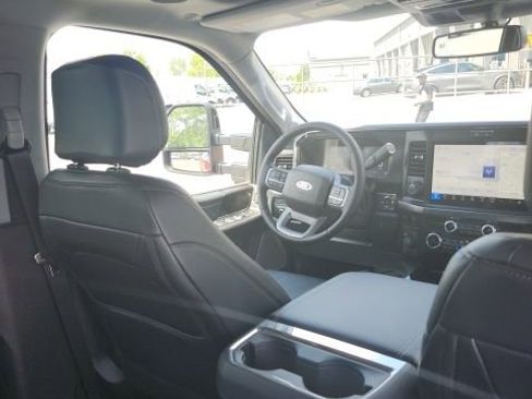 New 2025 Ford F350 Lariat w/ Lariat Ultimate Package image 34