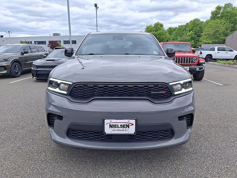 Used 2023 Dodge Durango GT AWD/4WD image 3