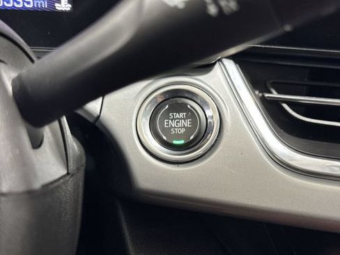 Certified 2024 Chevrolet Trax LT FWD image 16