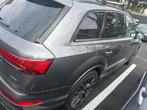 Used 2023 Audi Q7 3.0T Prestige w/ Prestige Package image 4