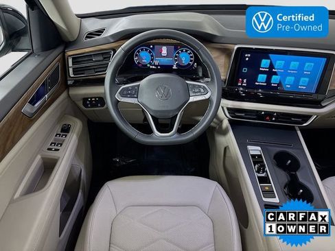 Certified 2024 Volkswagen Atlas SE image 22