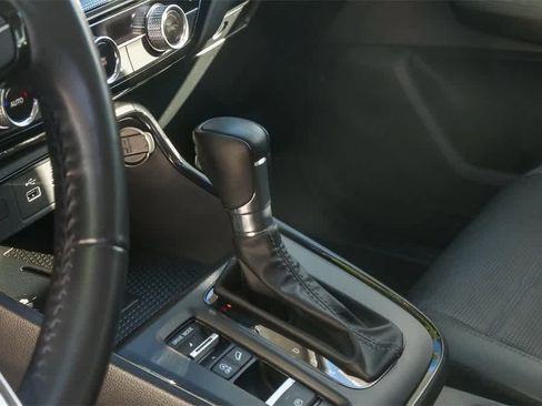 Used 2023 Honda CR-V EX-L image 14