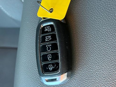 Used 2023 Hyundai Elantra SEL w/ Convenience Package image 37