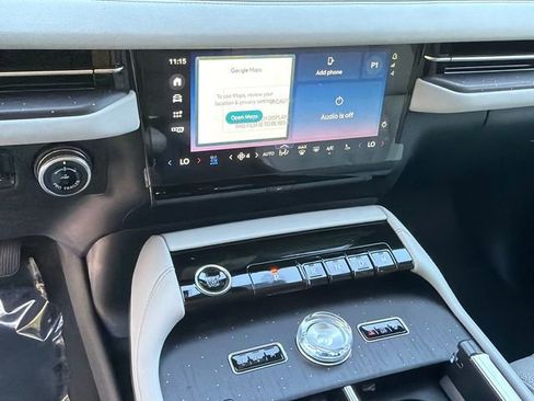 New 2026 Lincoln Navigator L Black Label AWD/4WD image 32