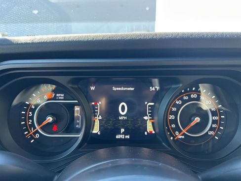 Used 2025 Jeep Wrangler Unlimited Rubicon image 47