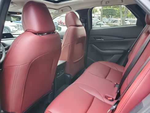 Certified 2024 MAZDA CX-30 AWD 2.5 S w/ Preferred Package image 6