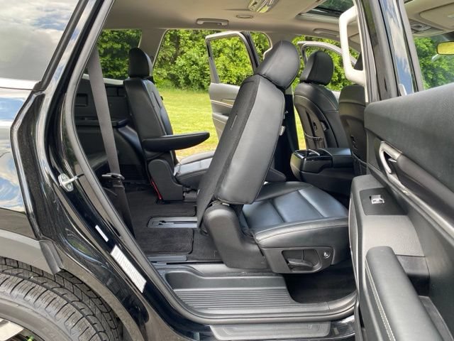 Used 2025 Kia Telluride S FWD image 33