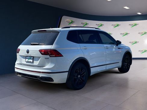 Used 2022 Volkswagen Tiguan SE R-Line AWD/4WD image 4