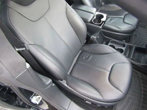 Used 2015 Tesla Model S 85D image 41