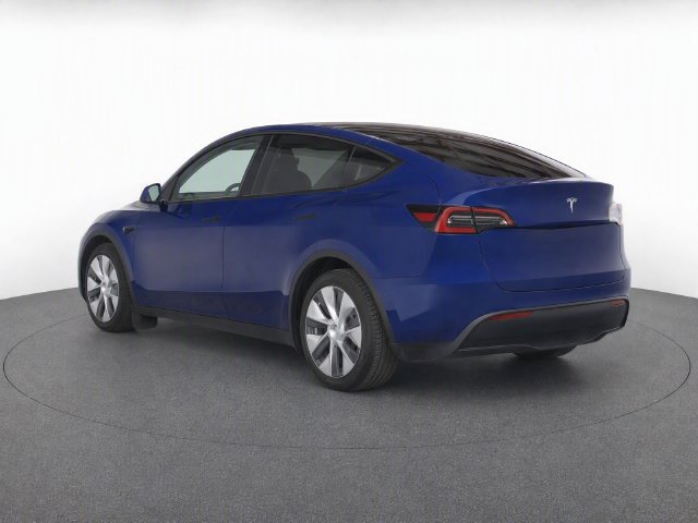 Used 2021 Tesla Model Y Long Range AWD/4WD image 34