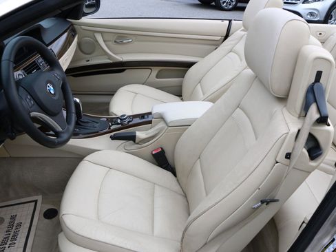 Used 2013 BMW 328i Convertible RWD image 26