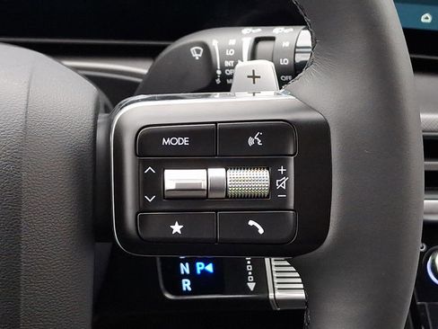 New 2026 Hyundai Santa Fe SE image 17