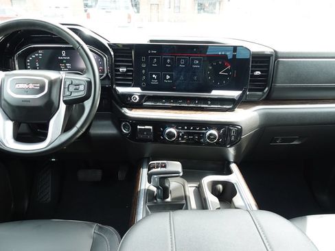 Used 2024 GMC Sierra 1500 Elevation w/ Preferred Package AWD/4WD image 44