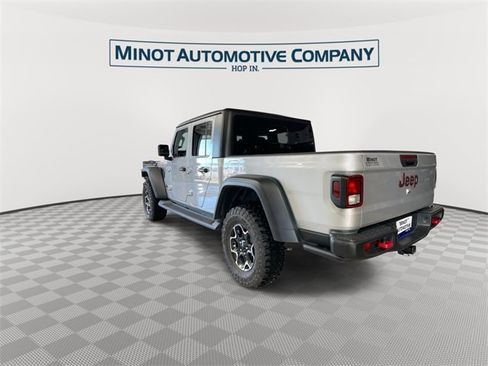 Certified 2023 Jeep Gladiator Rubicon w/ Cold Weather Group image 6