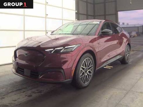 Used 2025 Ford Mustang Mach-E Premium image 1