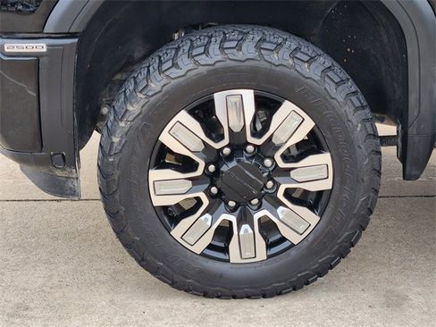 Used 2024 GMC Sierra 2500 Denali w/ Denali Reserve Package image 10