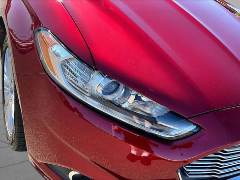 Used 2015 Ford Fusion SE w/ Equipment Group 502A FWD image 27