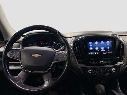 Used 2021 Chevrolet Traverse LT AWD/4WD image 21