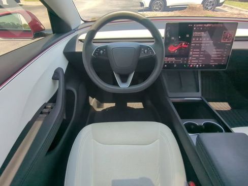 Used 2025 Tesla Model 3 Long Range RWD image 17