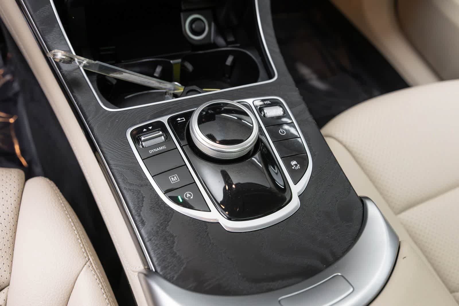 Used 2018 Mercedes-Benz GLC 300 4MATIC image 33