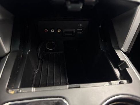 Used 2013 Ford Explorer Limited image 45