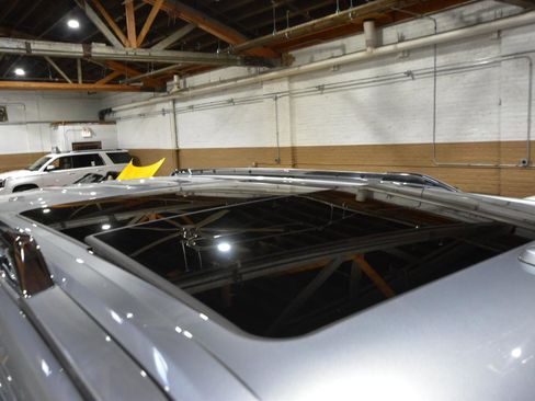 Used 2023 Lincoln Navigator Reserve image 13