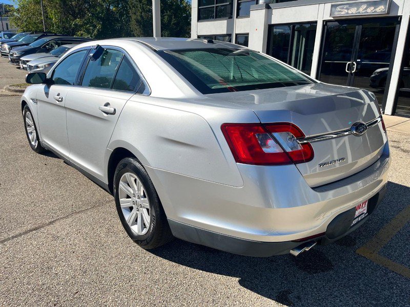 Used 2011 Ford Taurus SE FWD image 7
