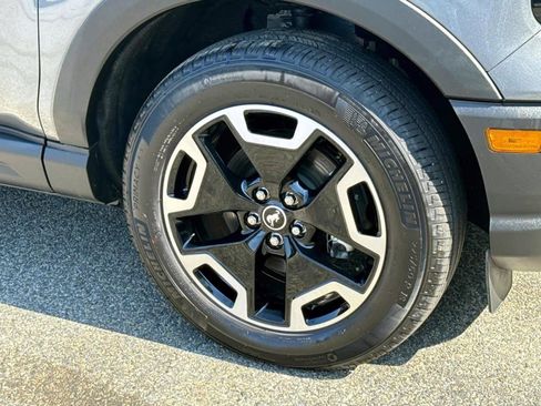 Used 2024 Ford Bronco Sport Outer Banks w/ Tech Package image 7